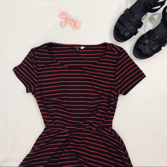 ModCloth Vintage Style Flared Fit Striped Dress - Picture 3 of 4